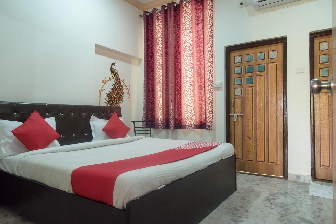 Oyo 11743 Hotel Shree Krishna ウダイプル エクステリア 写真
